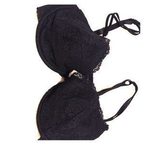 Black lacy bra